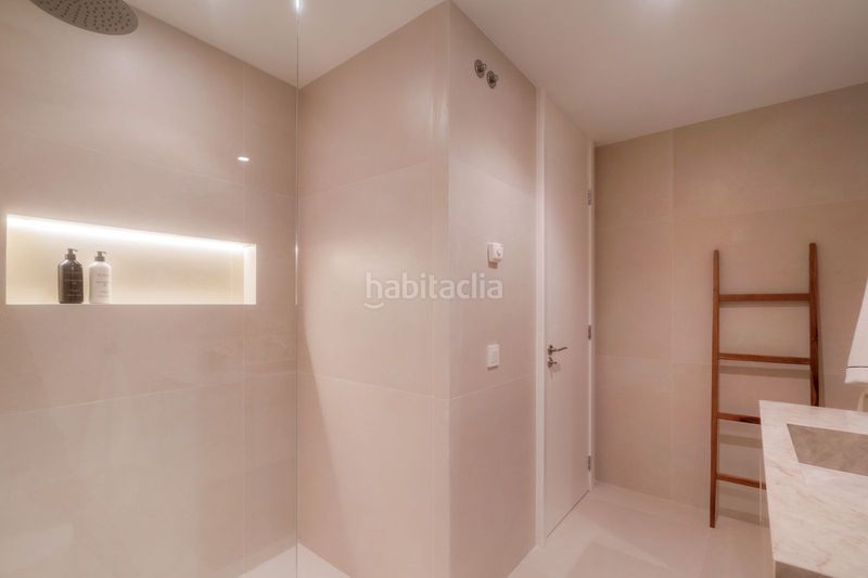 Foto a2be33d7-0072-4d88-9c01-6b970ea96eed. Dúplex amb aparcament piscina a La Quinta Benahavís