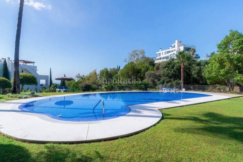 Foto a2d6914c-f8ed-4f0a-abfc-2b0bc595086f. Dúplex amb aparcament piscina a La Quinta Benahavís