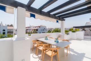 Zweistöckige Wohnung in Nueva Alcántara