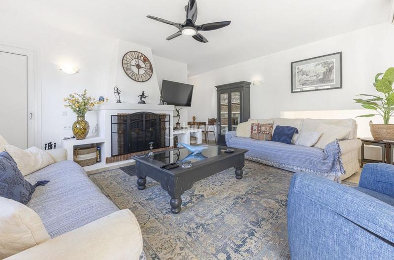 Foto 273575eb-43a9-4b78-bbb7-8ff9b2a0a1da. Chalet with pool in San Luis de Sabinillas Manilva