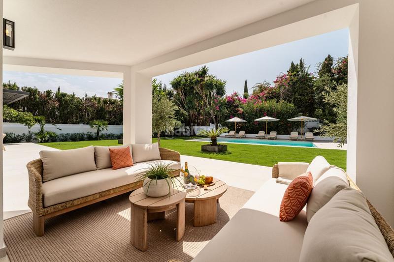 Foto f7a10b2c-10cc-4767-911d-ae23f44f4df6. Chalet con parcheggio piscina in La Carolina - Guadalpín Marbella