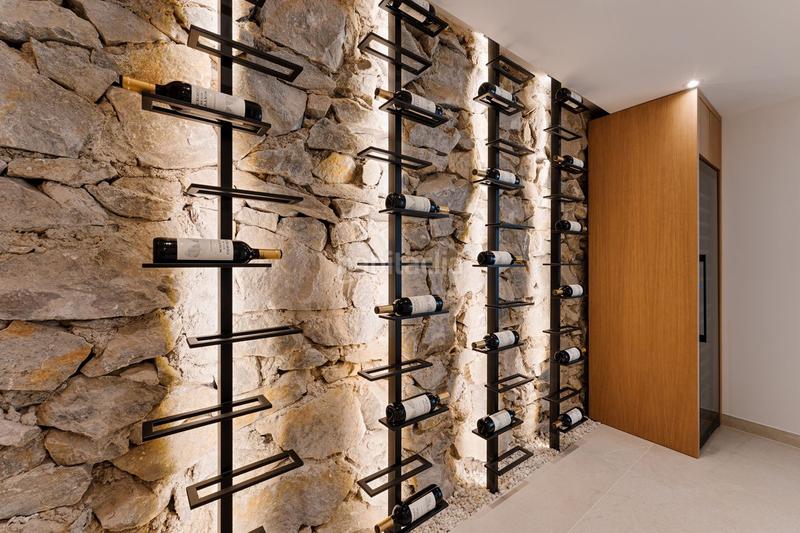 Foto f8ad3928-d3b3-44f1-9a07-f4582938c223. Chalet con parcheggio piscina in La Carolina - Guadalpín Marbella