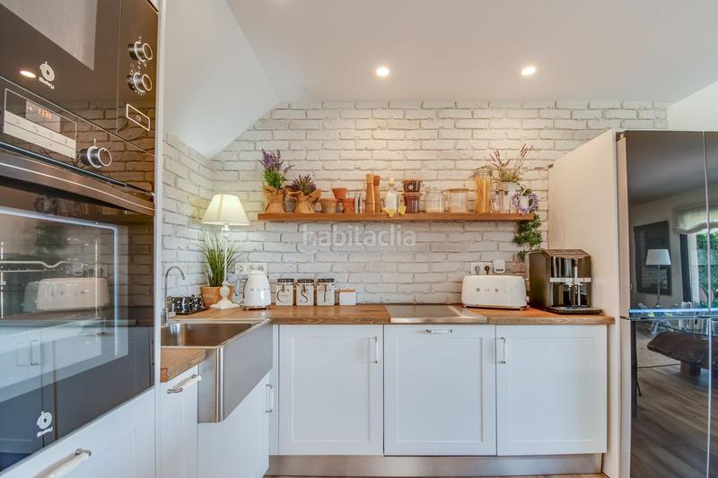 Foto 989bcb4d-1f6a-42d8-8c4f-728ab514a627. Ático en La Duquesa Manilva