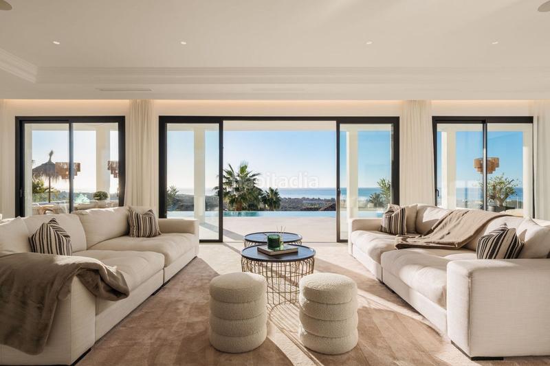 Foto d0aa8d97-7665-449c-9760-561443042a23. Chalet mit parking pool in Los Flamingos Benahavís