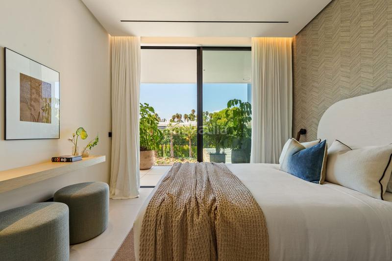 Foto f6da2e78-b8a6-40fc-99b7-0160a76fa567. Chalet mit parking pool in La Carolina - Guadalpín Marbella