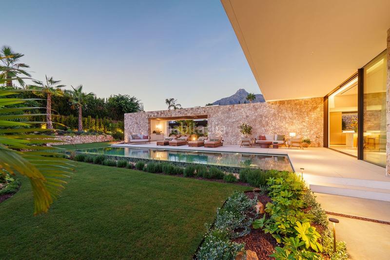 Foto 479004e7-abfb-430e-8132-b56253d7233b. Chalet en La Carolina - Guadalpín Marbella