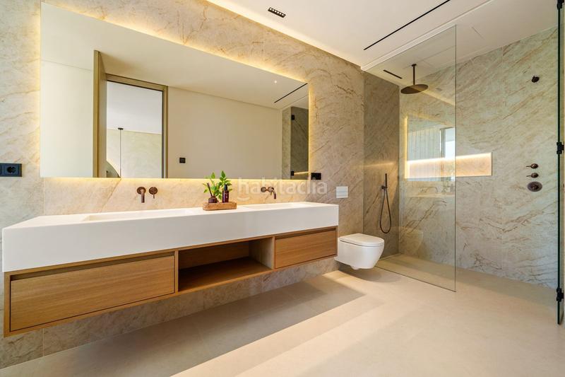 Foto a12bfd2a-2c42-44de-9006-e9bee6767a53. Chalet en La Carolina - Guadalpín Marbella