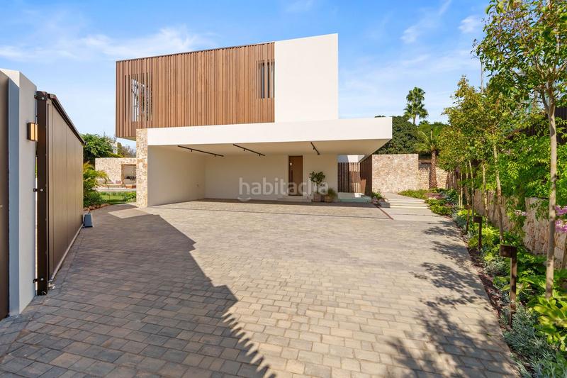 Foto 6027dbe2-c201-46e4-b020-834c2d2ba137. Chalet con parcheggio piscina in La Carolina - Guadalpín Marbella