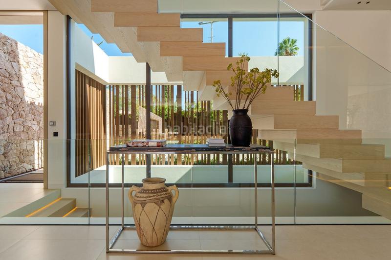 Foto af5a04b4-1aed-491d-8ab6-6520a77c9d19. Chalet con parcheggio piscina in La Carolina - Guadalpín Marbella