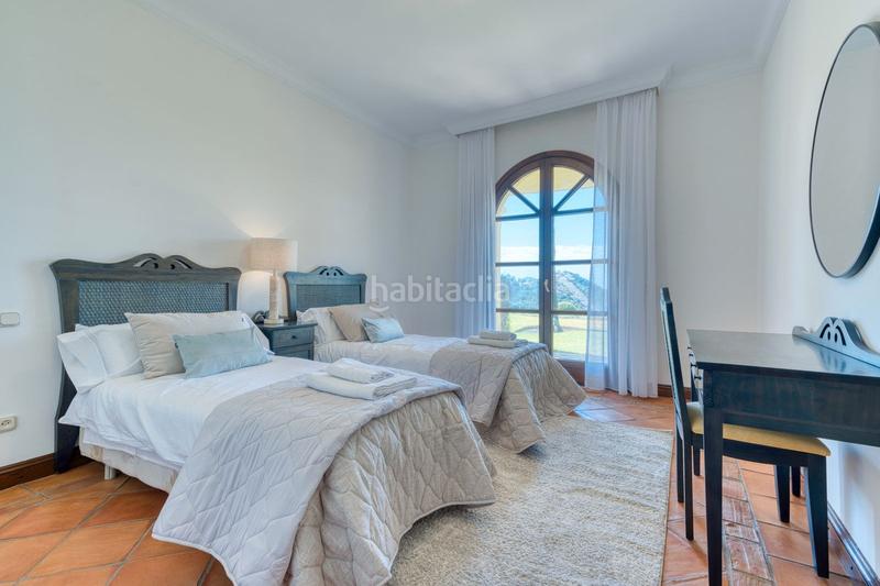 Foto 42ef11c4-cda0-45d6-a268-3a7feaab1eac. Rent chalet with parking pool in La Zagaleta Benahavís