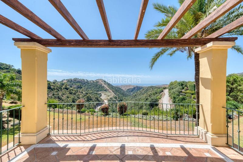 Foto eed300c8-78cb-4ab9-a8b3-27e1fcde2532. Rent chalet with parking pool in La Zagaleta Benahavís