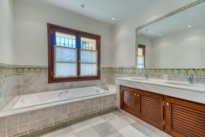 Foto f79d2bc7-7606-45e6-a2f0-903a30da103c. Rent chalet with parking pool in La Zagaleta Benahavís