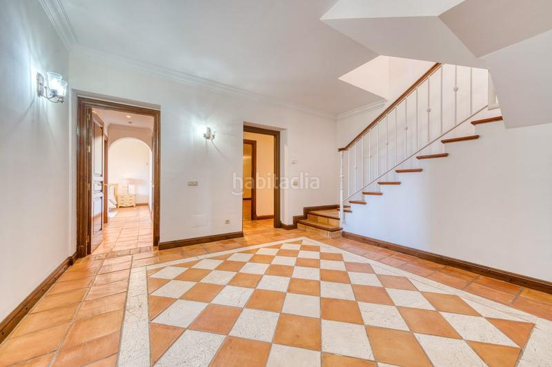 Foto 55ec6308-85db-41ef-bbcc-a400349a0825. Location chalet avec parking piscine dans La Zagaleta Benahavís