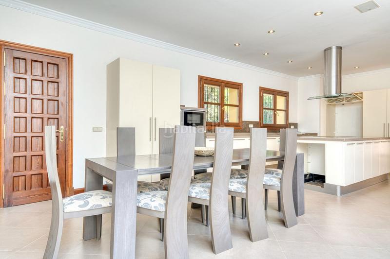 Foto 89432e75-726c-469e-ad3e-789af61ef762. Location chalet avec parking piscine dans La Zagaleta Benahavís