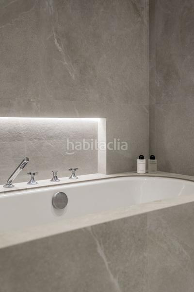 Foto 22d40a11-a60a-4663-9e17-2ff57cd29cd3. Rez-de-chaussée avec parking dans Sierra Blanca Marbella