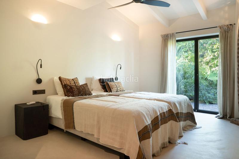 Foto 6bbb803d-a4b6-4aa8-9723-a8e1c2c9eb75. Chalet avec parking piscine dans La Concha - Resina Golf Estepona