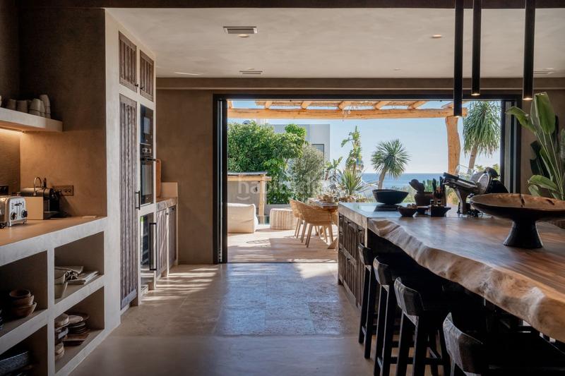 Foto 6fba6fa3-f686-4737-a14b-c083e8445376. Chalet avec parking piscine dans La Concha - Resina Golf Estepona