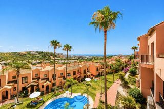 Casa a schiera in Valle Romano Golf