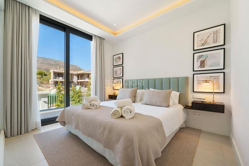 Foto 06509467-a7cd-4700-b14a-9cb4305639d0. Chalet con parcheggio piscina in lomas de Marbella club Marbella