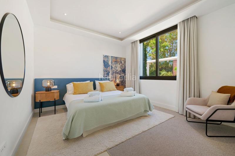 Foto 002536e5-c862-401b-a3cd-d8bbadf36d07. Xalet amb aparcament piscina a lomas de Marbella club Marbella