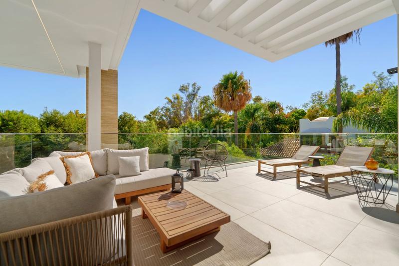 Foto 833f2dbb-91e0-4039-ba3d-edc5803cdabf. Xalet amb aparcament piscina a lomas de Marbella club Marbella