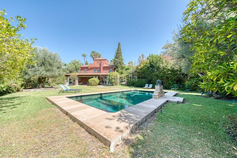Foto c8a2f08a-d8d5-4820-ac10-9d2d202947fa. Chalet mit parking pool in Las Brisas Marbella