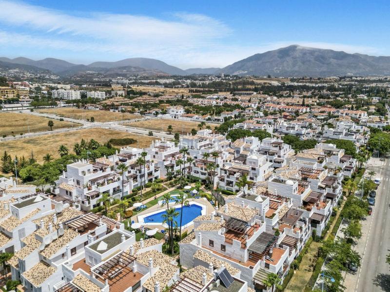 Foto 3b2c60a6-6e12-4603-9877-b3dece089a45. Apartament amb aparcament piscina a Nueva Alcántara Marbella