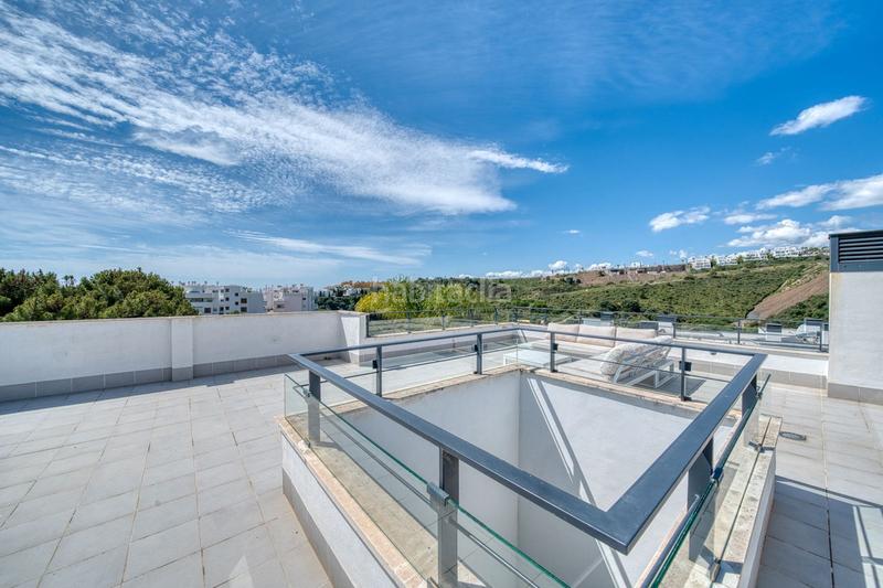 Foto ddcc79f6-e18f-4240-9557-e06a51bdea75. Chalet en La Concha - Resina Golf Estepona