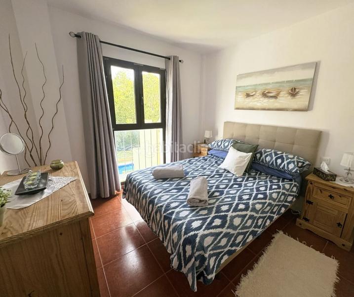 Foto 07276b31-08b1-42be-af05-49e16e755dd7. Casa adossada amb piscina a bahía de Casares Casares