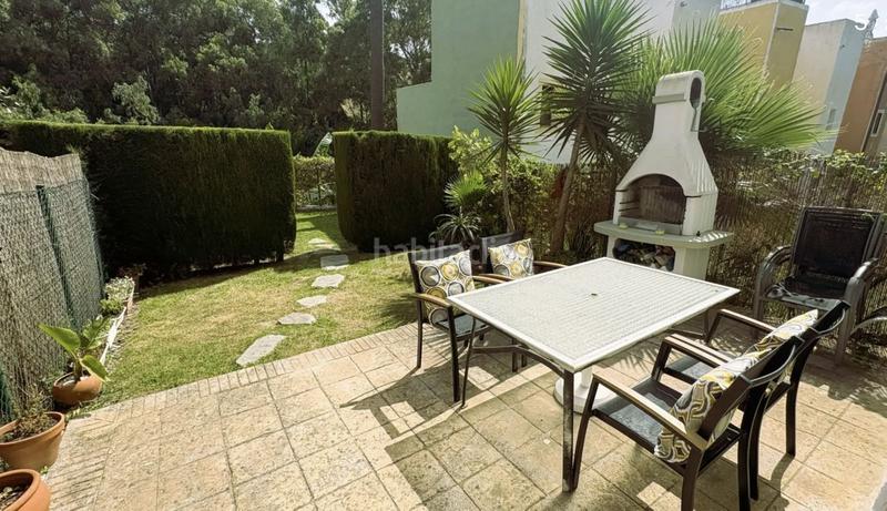 Foto 0bef7853-3fa2-4a72-8588-e826e0abd735. Casa adossada amb piscina a bahía de Casares Casares