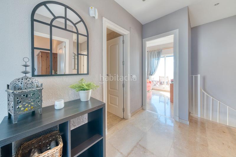 Foto ba1f90db-fd75-4703-b65a-29028206ee6f. Zweistöckige wohnung mit parking pool in La Duquesa Manilva