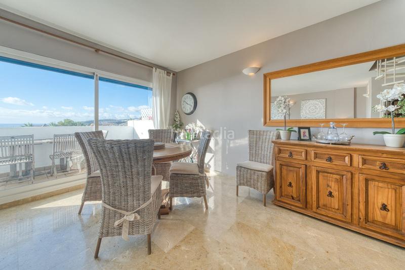 Foto fd1b1569-0693-4c2b-a64e-1f52a425ac46. Zweistöckige wohnung mit parking pool in La Duquesa Manilva