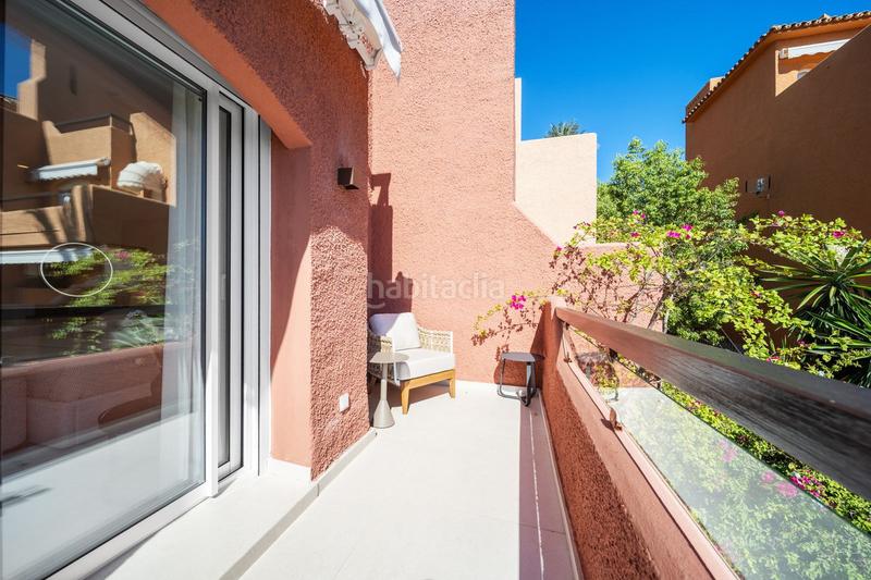 Foto 7c5133cb-a8ac-43fe-b71a-41adfcb1e8e1. Casa adossada amb aparcament piscina a San Pedro de Alcántara Pueblo Marbella