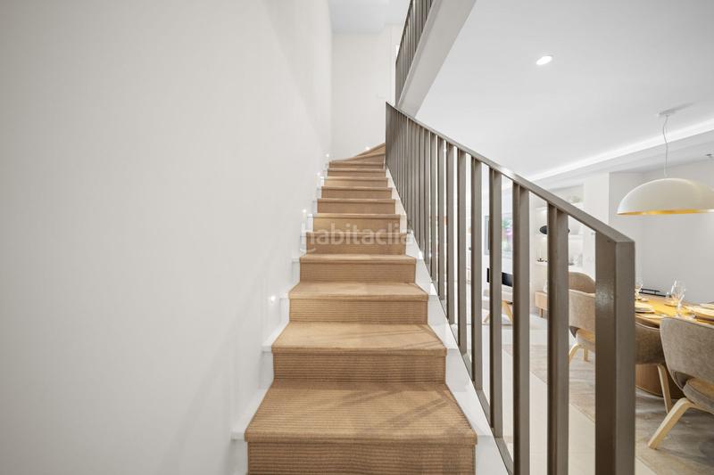 Foto 1f872454-4ecd-44fd-b0e9-9dc722250ac8. Maison jumelée avec parking piscine dans San Pedro de Alcántara Pueblo Marbella