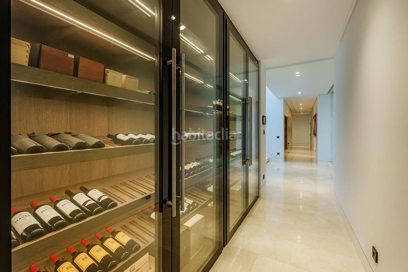 Foto 3ccfb011-b17b-45c9-b34c-1a93f71dd397. Chalet avec parking piscine dans La Quinta Benahavís