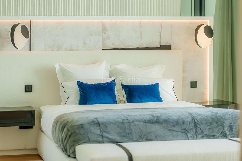 Foto b9d4506c-8d9a-4818-917a-3d6c002de857. Chalet avec parking piscine dans La Quinta Benahavís