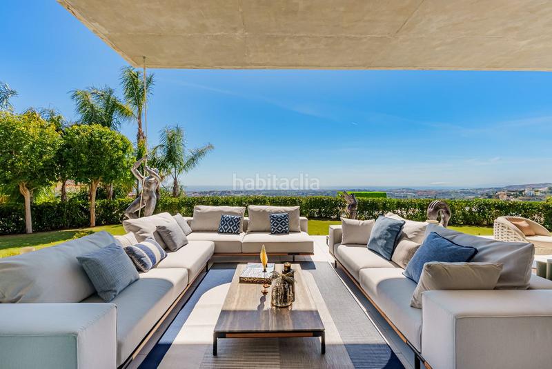 Foto d270f444-8d6e-4985-bc82-520bd321442b. Xalet amb aparcament piscina a La Quinta Benahavís