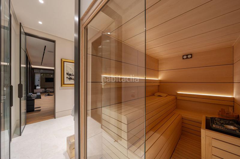 Foto b8354095-0944-4939-9289-1964880edbf0. Chalet mit parking pool in Nagüeles Alto Marbella