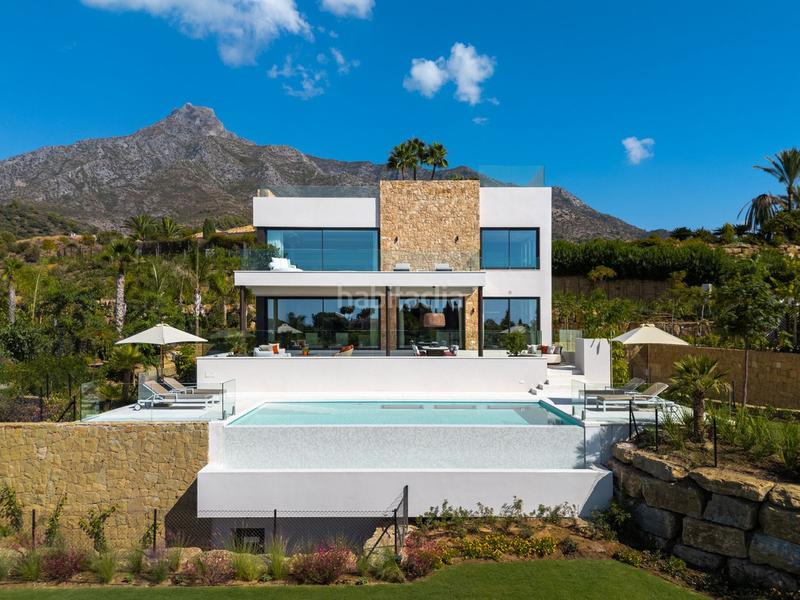 Foto 123da92e-e645-4545-ac63-107719844e7b. Chalet con parcheggio piscina in Nagüeles Alto Marbella