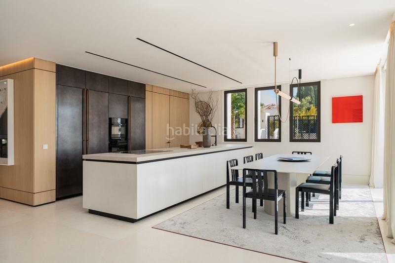 Foto ad47b7d3-2b73-4bfe-92e3-74948acc01fd. Chalet con parcheggio piscina in Nagüeles Alto Marbella