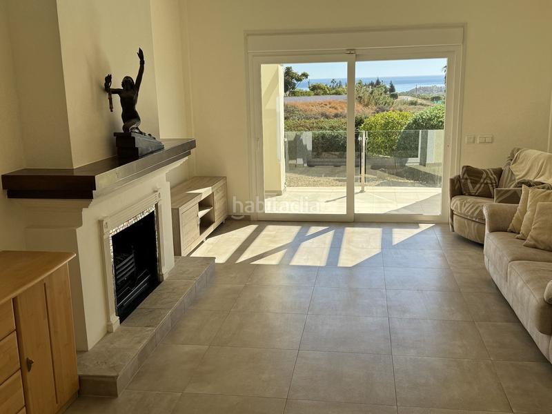 Foto 44b5be69-6e15-4d35-8ecf-05485ae64ccb. Chalet with parking pool in altos de Estepona Estepona