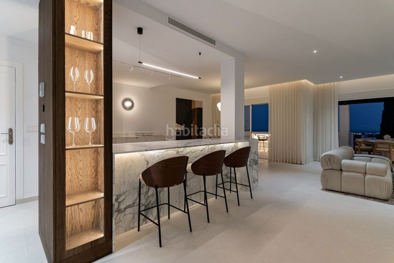 Foto 21cd2344-c5c5-44d7-aeb2-5446653c19a8. Dúplex amb aparcament piscina a Las Brisas Marbella