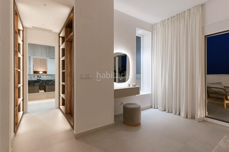 Foto afa1253d-4c30-4f7d-82a8-ec78950d95be. Duplex with parking pool in Las Brisas Marbella