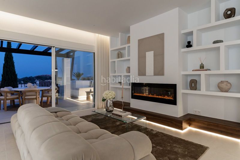 Foto cb85314d-7a49-498a-9c73-5f68bd659714. Dúplex amb aparcament piscina a Las Brisas Marbella