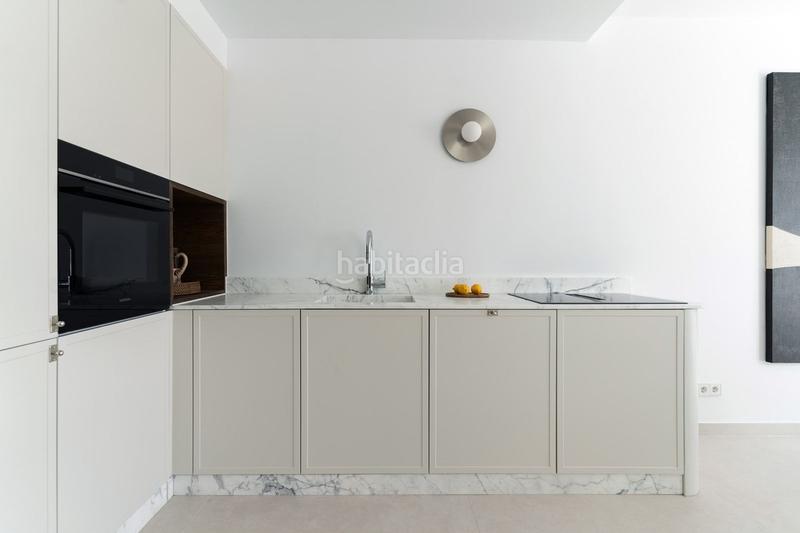 Foto 91f63160-c64d-4345-b351-c9c5c7e83f78. Zweistöckige wohnung mit parking pool in Las Brisas Marbella