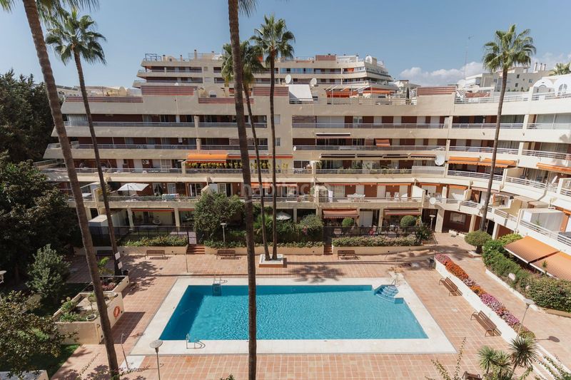 Foto 2ae71454-ea96-4aed-9633-2b23fd5a5259. Àtic amb aparcament piscina a Huerta Belón - Calvario Marbella