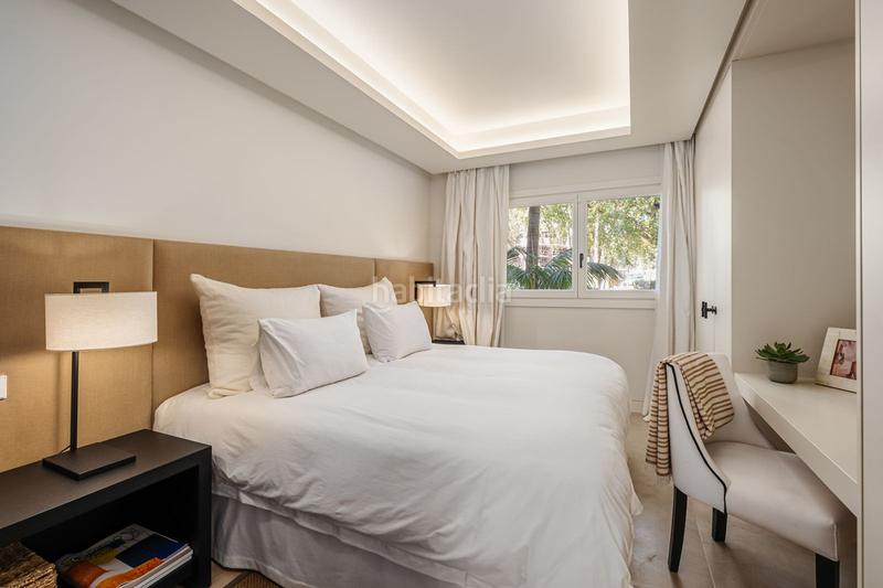 Foto a8ffb80e-14b4-4535-b83a-226825dddc18. Erdgeschoss mit parking pool in Puente Romano Marbella