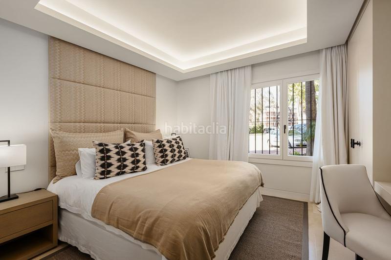 Foto 9e3641ec-b447-4856-98e4-6564ad18fc6a. Ground floor with parking pool in Puente Romano Marbella