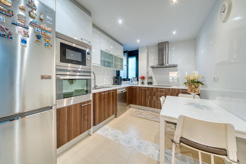 Foto b3394459-c667-46dc-ae77-04fead86aa06. Erdgeschoss mit pool in La Concha - Resina Golf Estepona