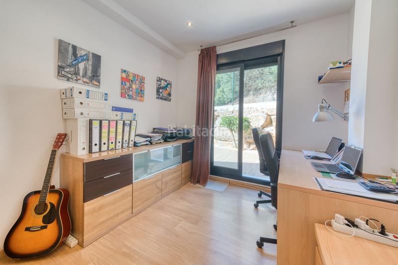 Foto 5927b4a8-9200-4372-a249-b25146f45278. Piano terra con piscina in La Concha - Resina Golf Estepona